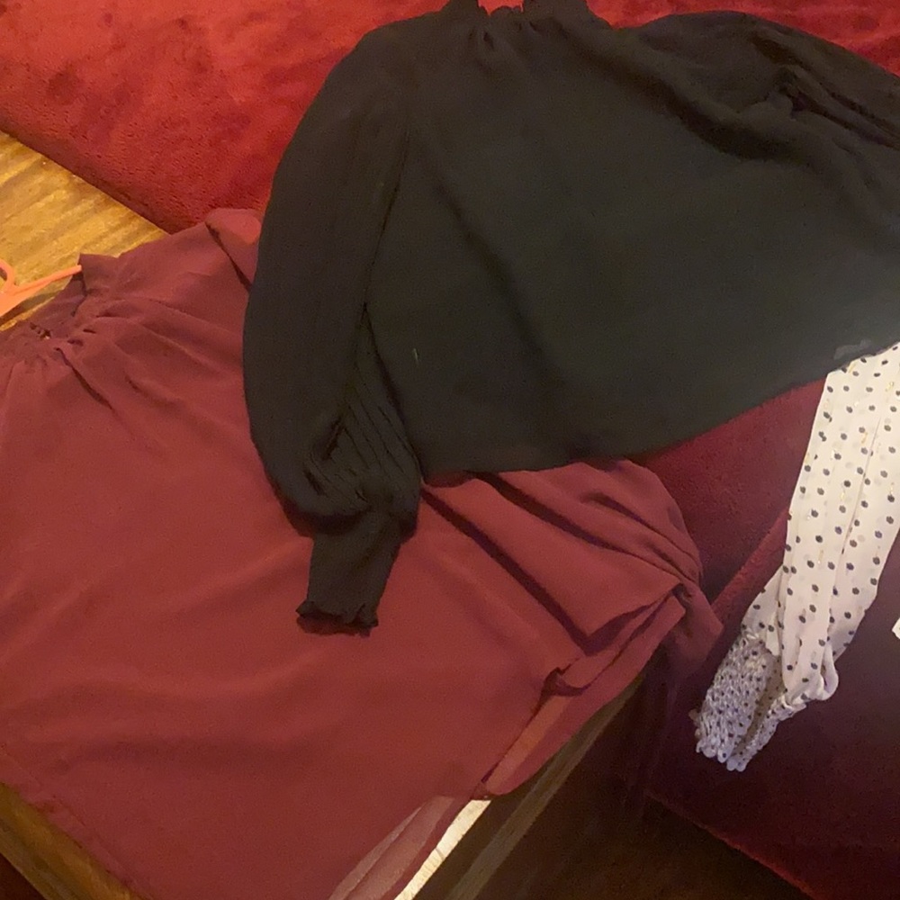 3 blouses - Picture 2 of 3